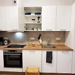 Seezeit - Gemuetliche Ferienwohnung, Tiefgarage, Cospudener Markkleeberg