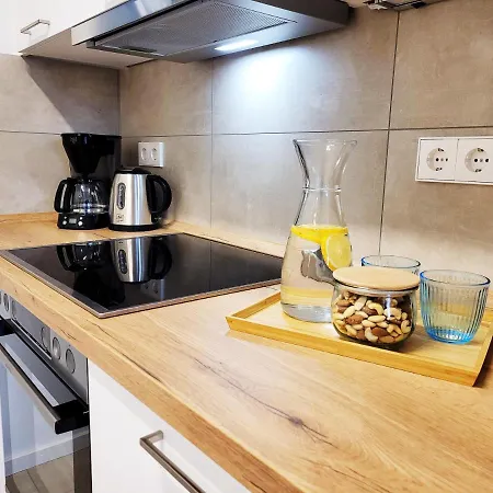 Seezeit - Gemuetliche Ferienwohnung, Tiefgarage, Cospudener Apartment