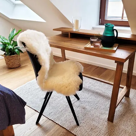 Seezeit - Gemuetliche Ferienwohnung, Tiefgarage, Cospudener Markkleeberg