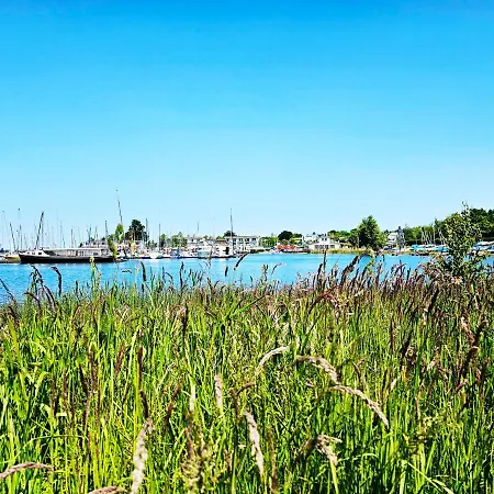 Seezeit - Gemuetliche Ferienwohnung, Tiefgarage, Cospudener