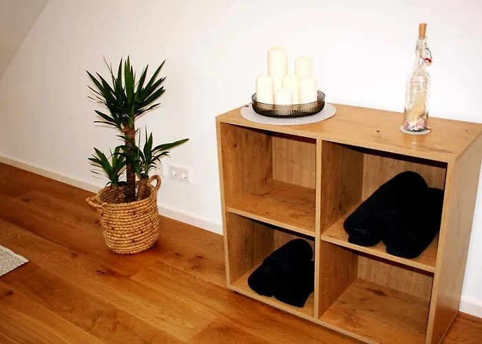 Seezeit - Gemuetliche Ferienwohnung, Tiefgarage, Cospudener Апартаменты *