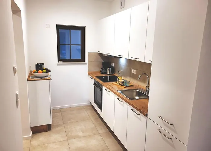 Seezeit - Gemuetliche Ferienwohnung, Tiefgarage, Cospudener Apartment